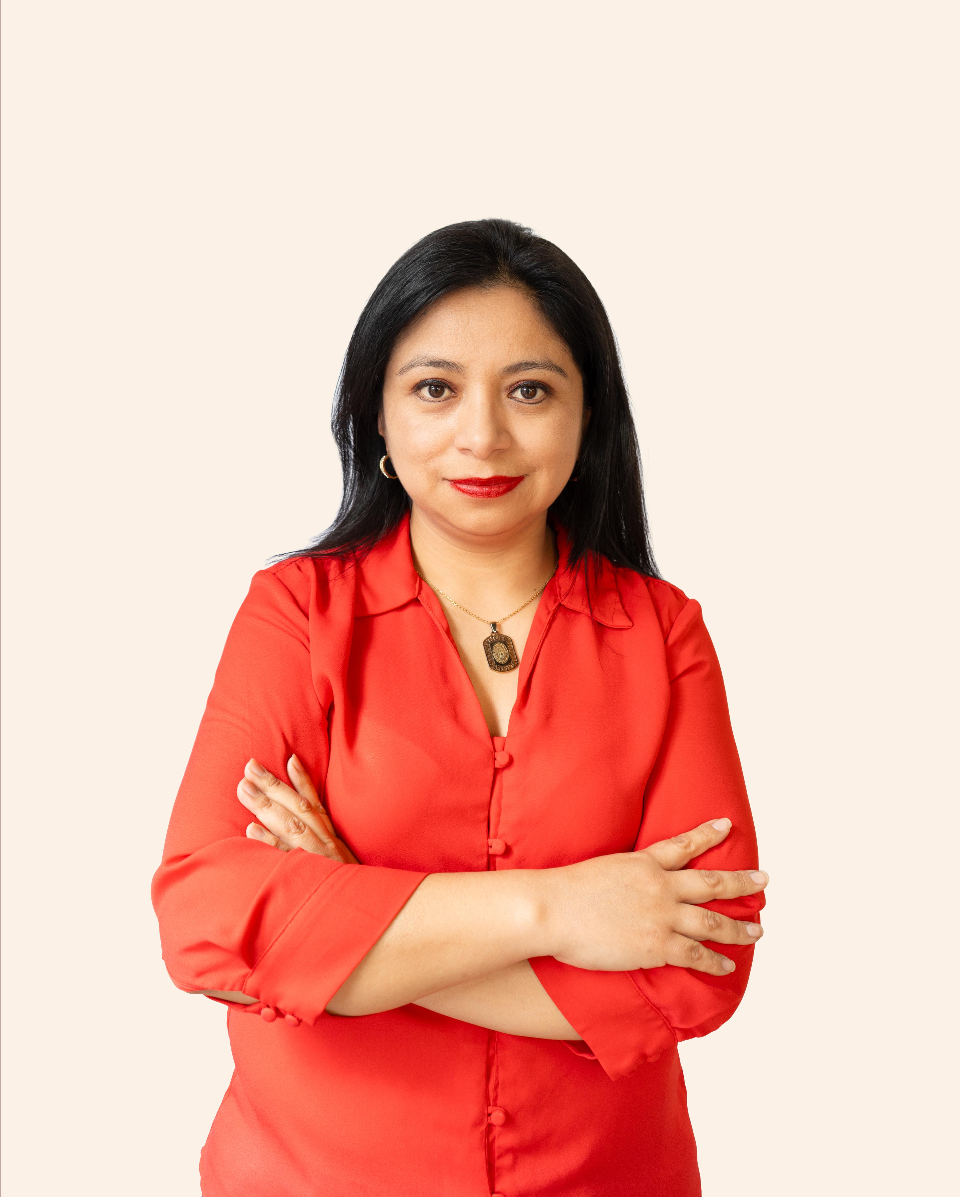 sandra-revelo-galapagos-sales-executive